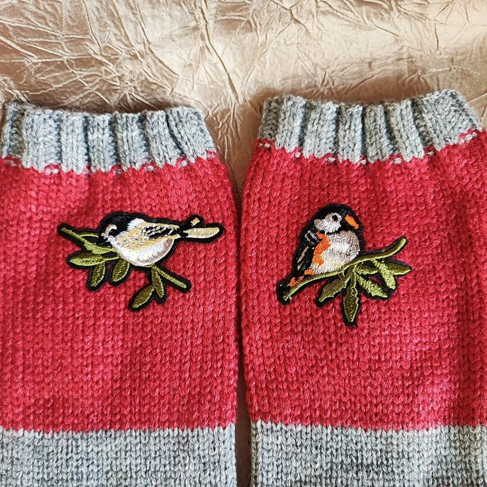 Fingerless Warm Gloves Thumb Holes Red Gray Grey Embroidered Birds Mittens NEW